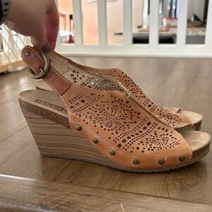 Pikolino leather wedges